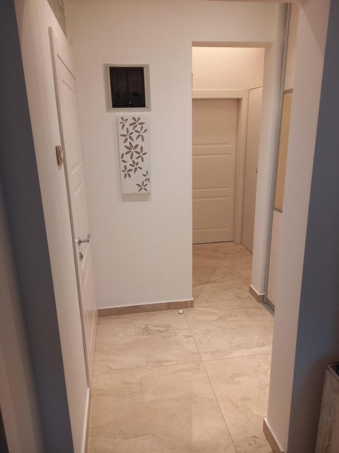 شقة Apartman Beti أوباتيا المظهر الخارجي الصورة